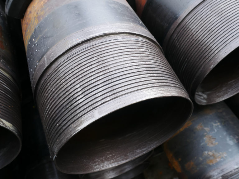 Pipe thread protectors avoid damaging pipes